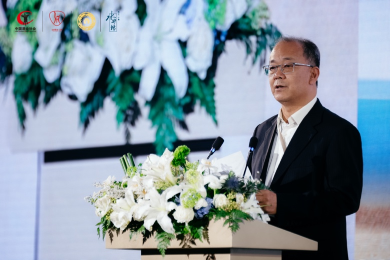 产区赋能,共“酿”高品质内核 白酒成都产区高质量发展大会在蓉举行