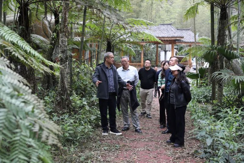 专家团调研中华取水点 (1).JPG 专家团调研中华取水点 (1).JPG