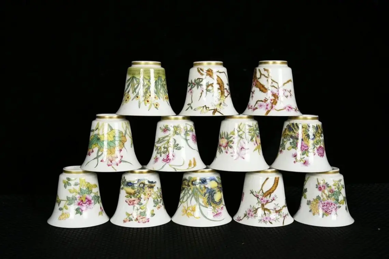 名震瓷史的十二花神杯究竟有多美？| 酒器大观