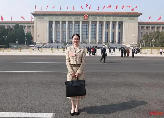 全国人大代表曾娜：在“非遗”传承中提升文化自信