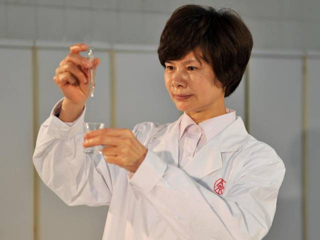 四川白酒产区白酒专家:范国琼 - 中国白酒金三角